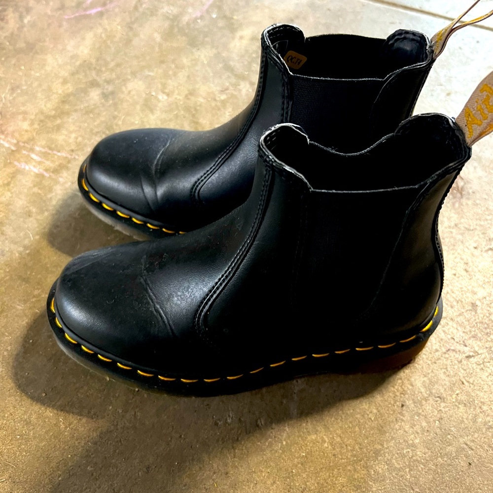 Size 6 Vegan Doc Martens Chelsea boot, worn once